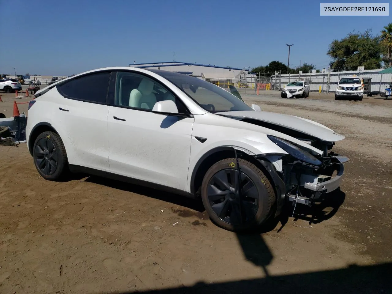 7SAYGDEE2RF121690 2024 Tesla Model Y