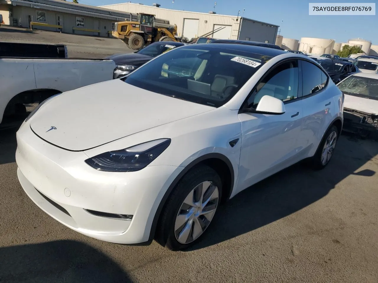 7SAYGDEE8RF076769 2024 Tesla Model Y