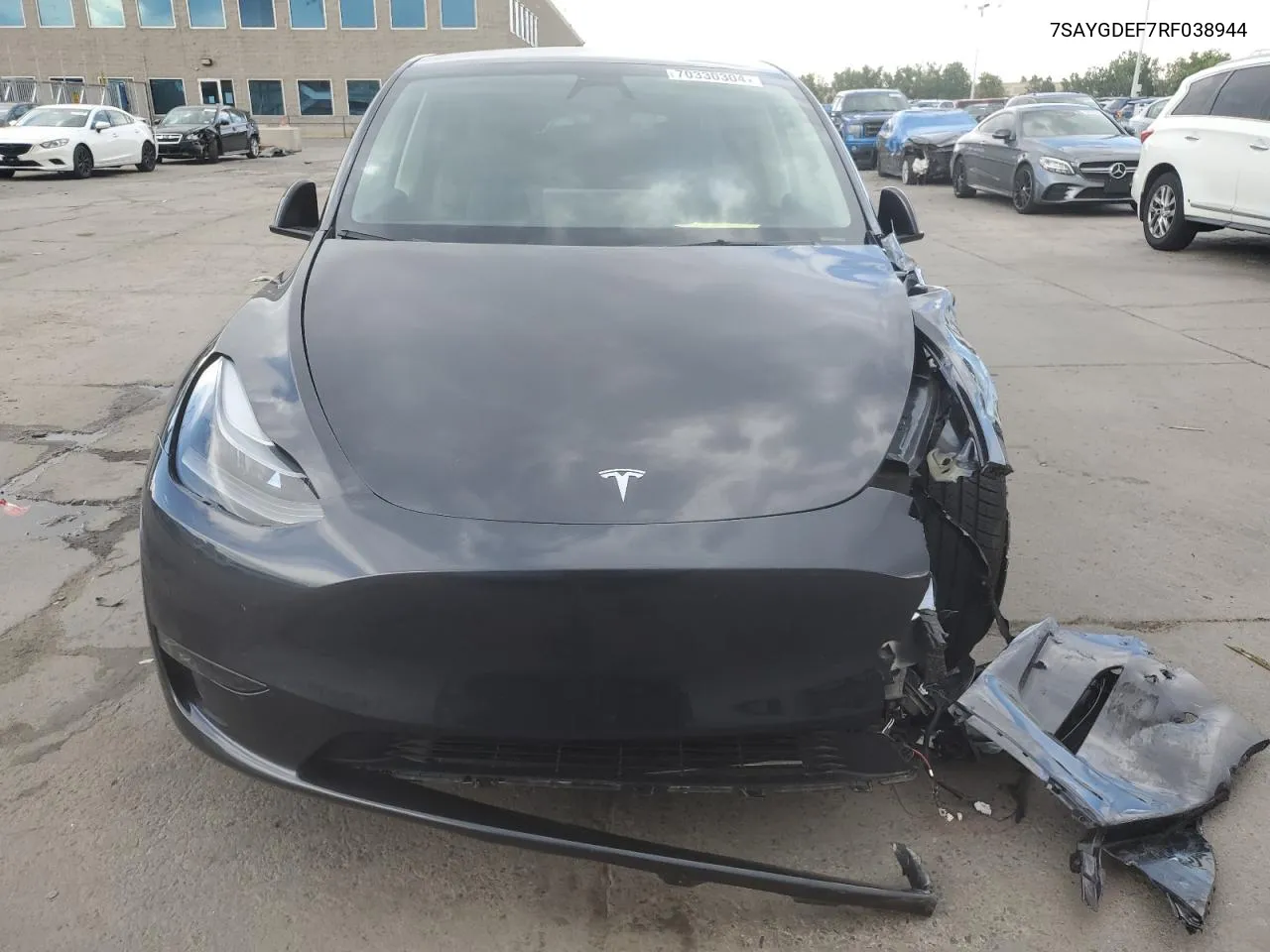 7SAYGDEF7RF038944 2024 Tesla Model Y