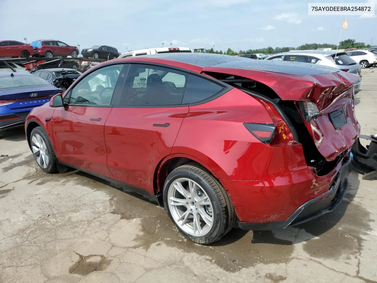 7SAYGDEE8RA254872 2024 Tesla Model Y