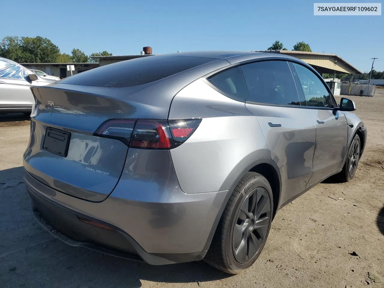 7SAYGAEE9RF109602 2024 Tesla Model Y