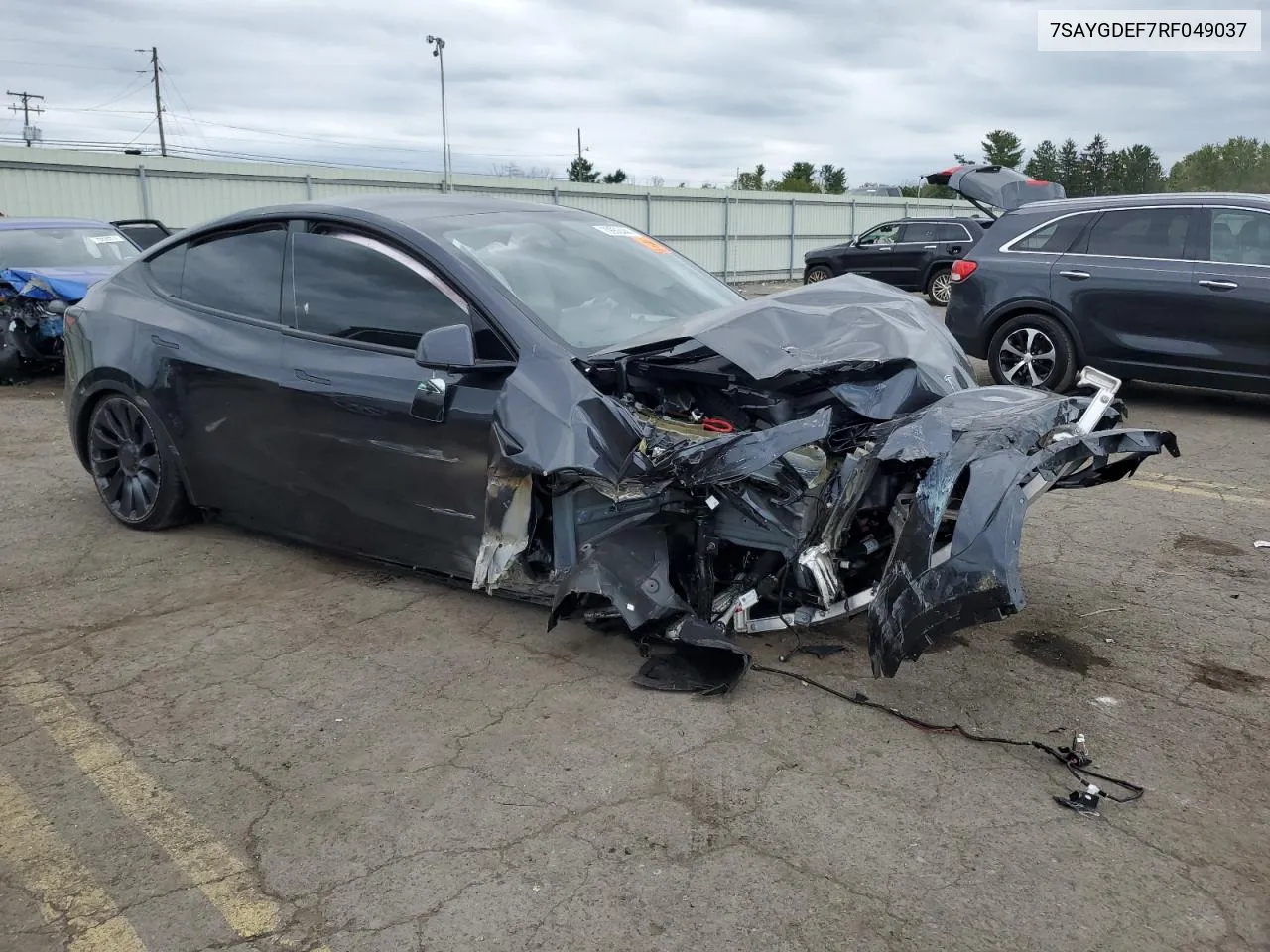 2024 Tesla Model Y VIN: 7SAYGDEF7RF049037 Lot: 70650444