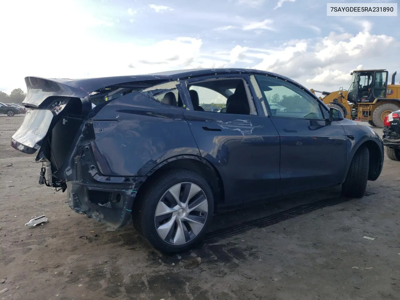 7SAYGDEE5RA231890 2024 Tesla Model Y