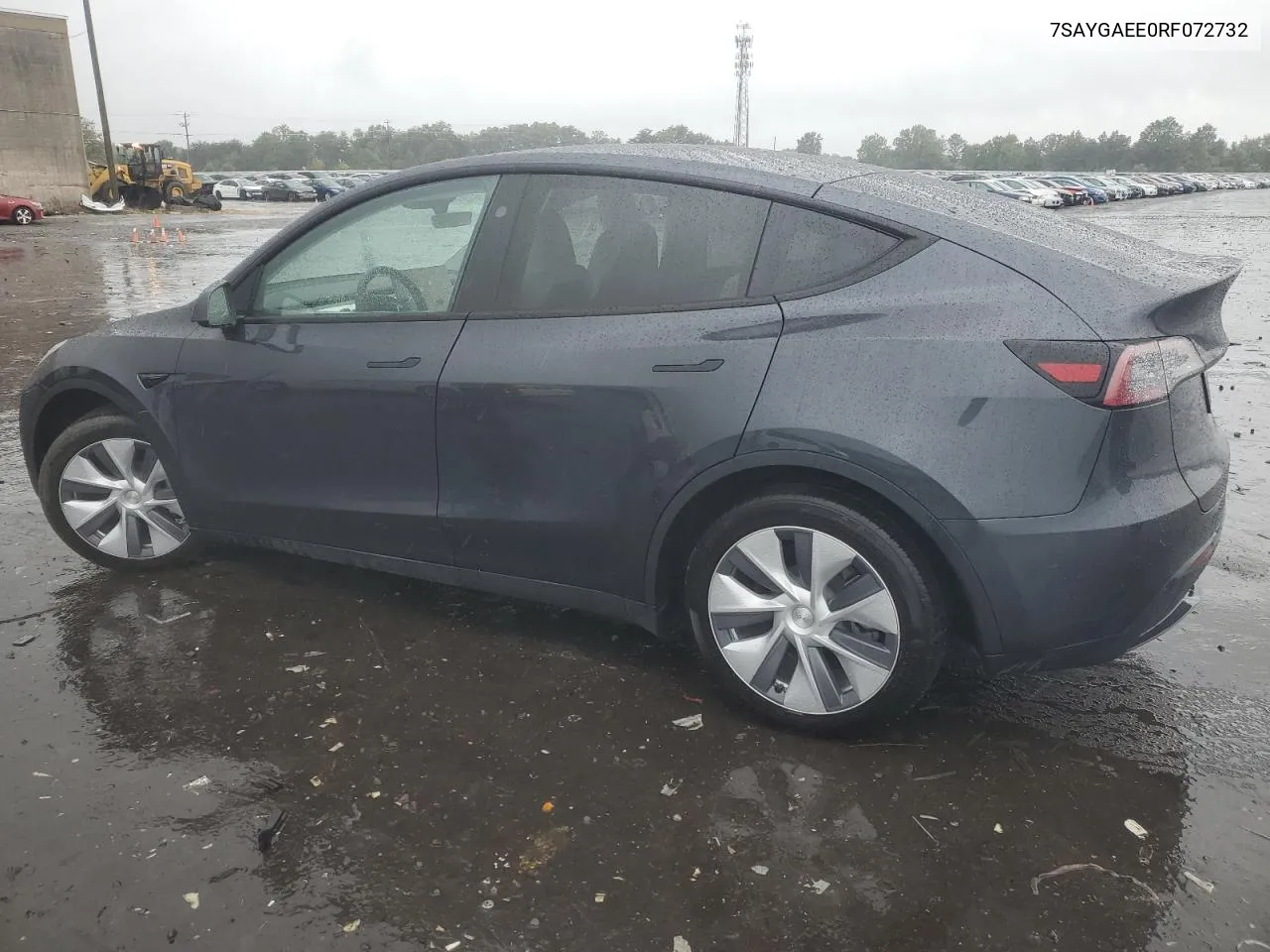 7SAYGAEE0RF072732 2024 Tesla Model Y