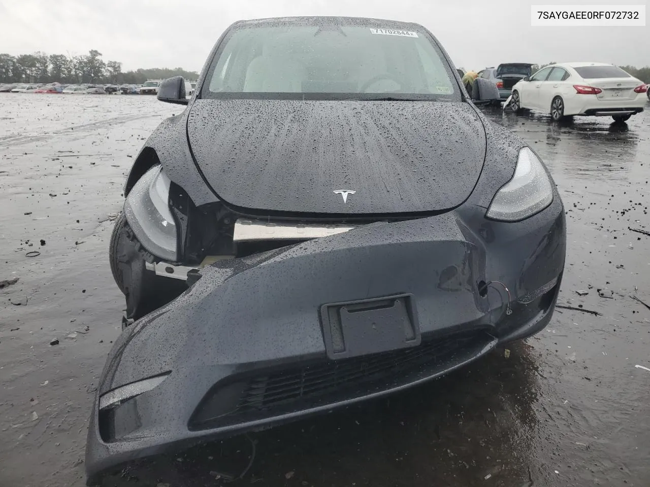 7SAYGAEE0RF072732 2024 Tesla Model Y