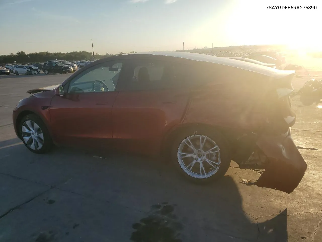 7SAYGDEE5RA275890 2024 Tesla Model Y