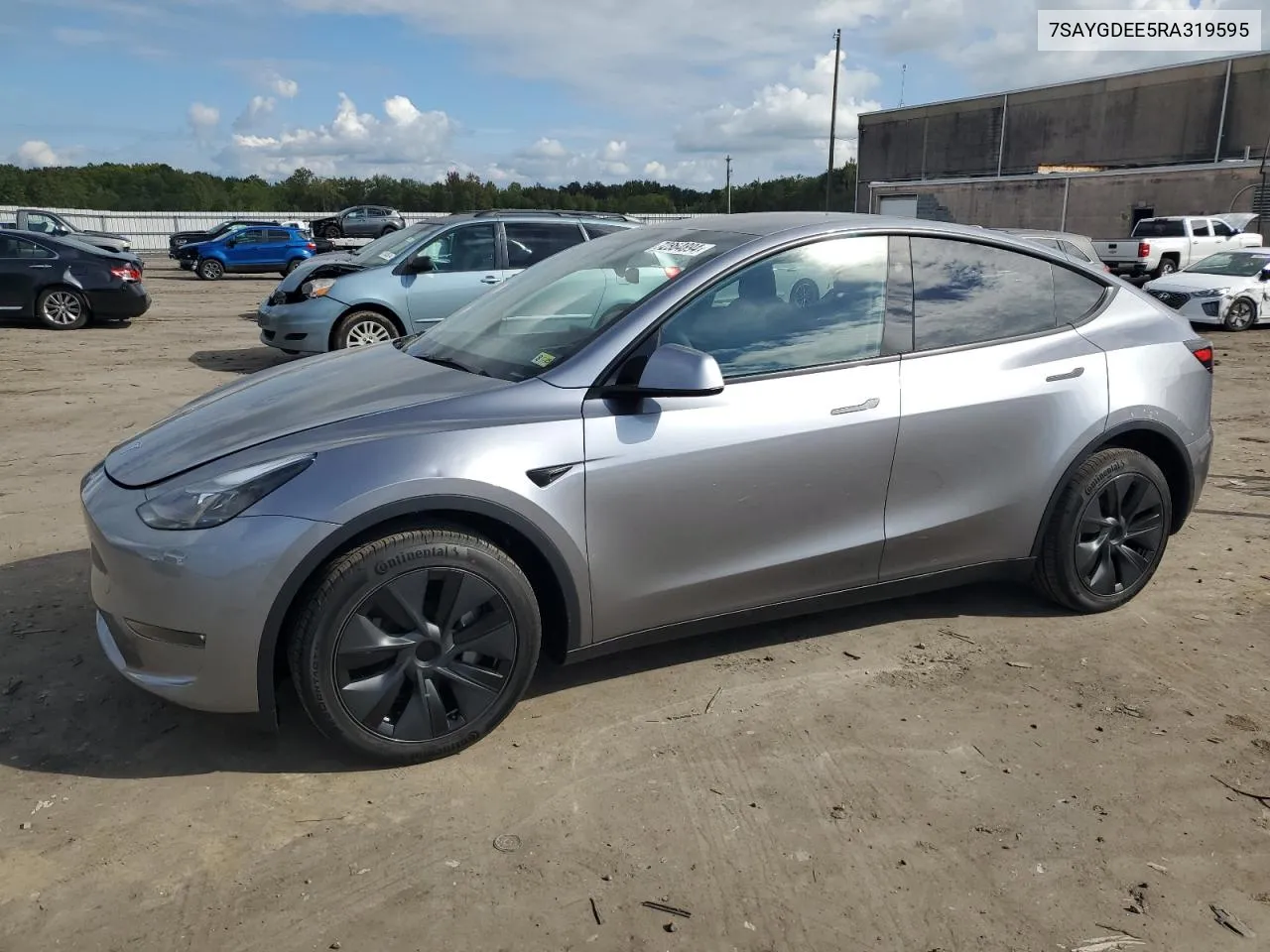 7SAYGDEE5RA319595 2024 Tesla Model Y