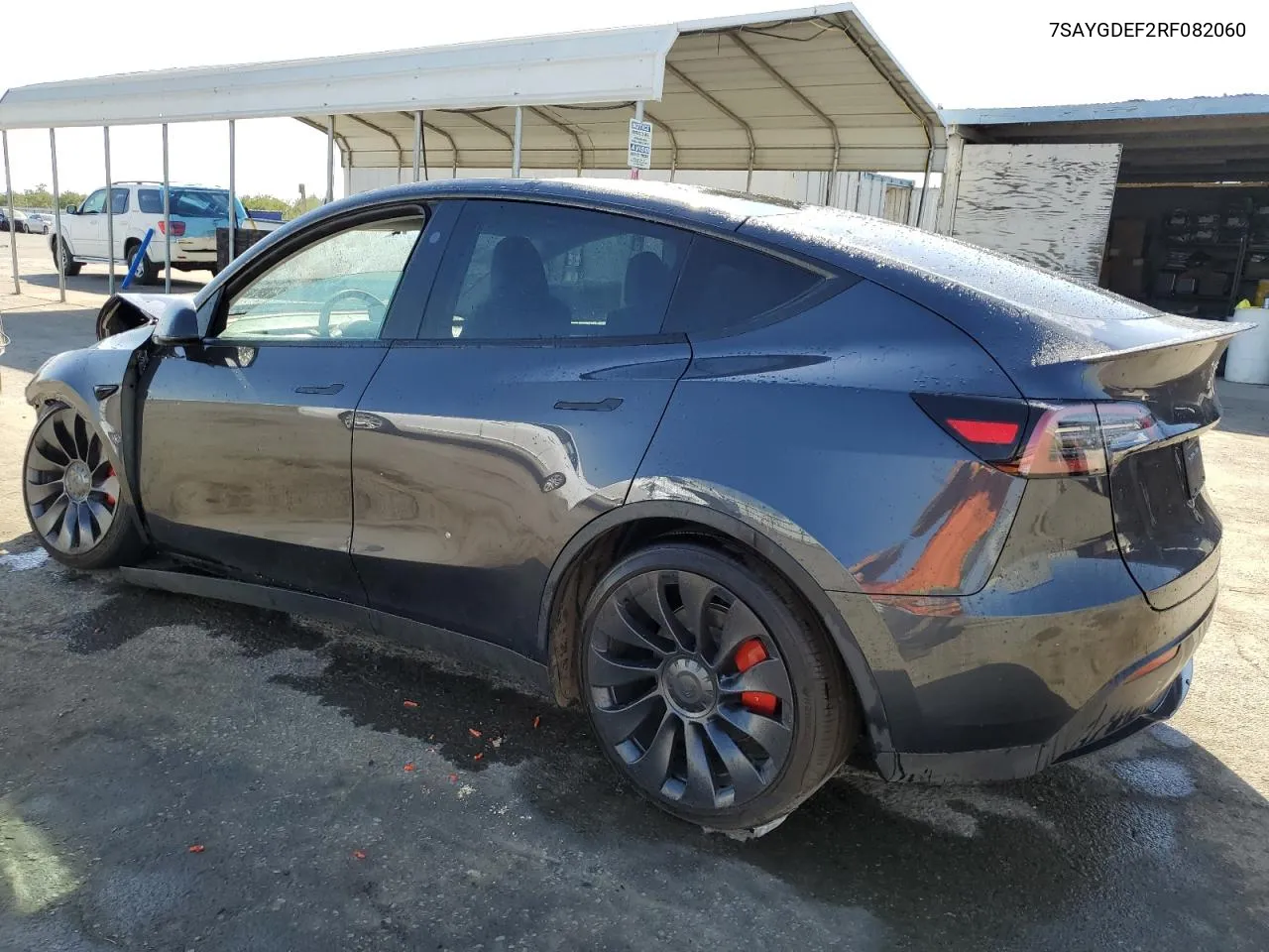 7SAYGDEF2RF082060 2024 Tesla Model Y