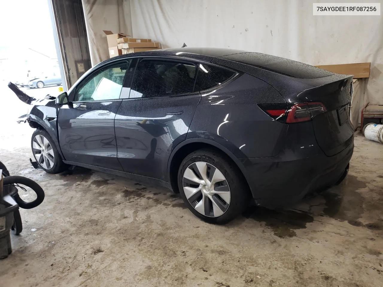 7SAYGDEE1RF087256 2024 Tesla Model Y