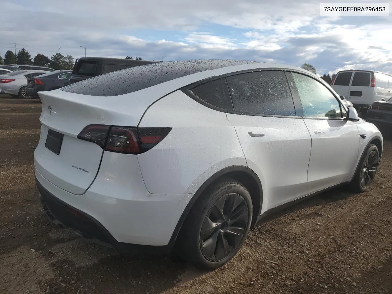 2024 Tesla Model Y VIN: 7SAYGDEE0RA296453 Lot: 76076164