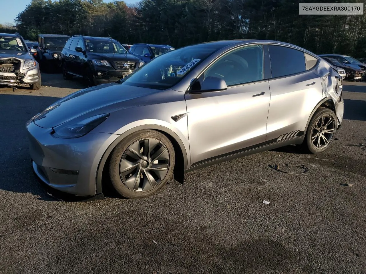 2024 Tesla Model Y VIN: 7SAYGDEEXRA300170 Lot: 80263504