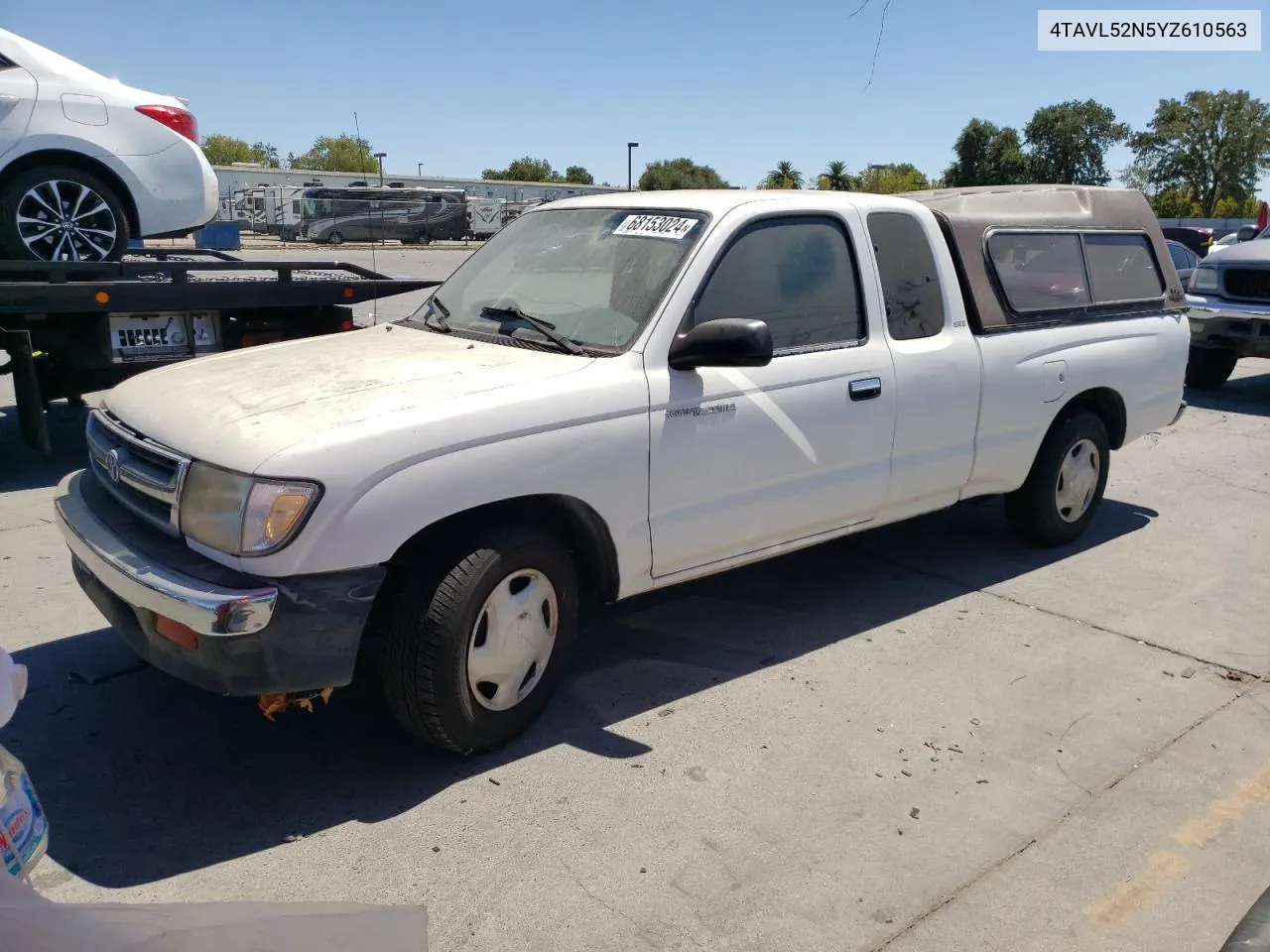 2000 Toyota Tacoma Xtracab VIN: 4TAVL52N5YZ610563 Lot: 68153024