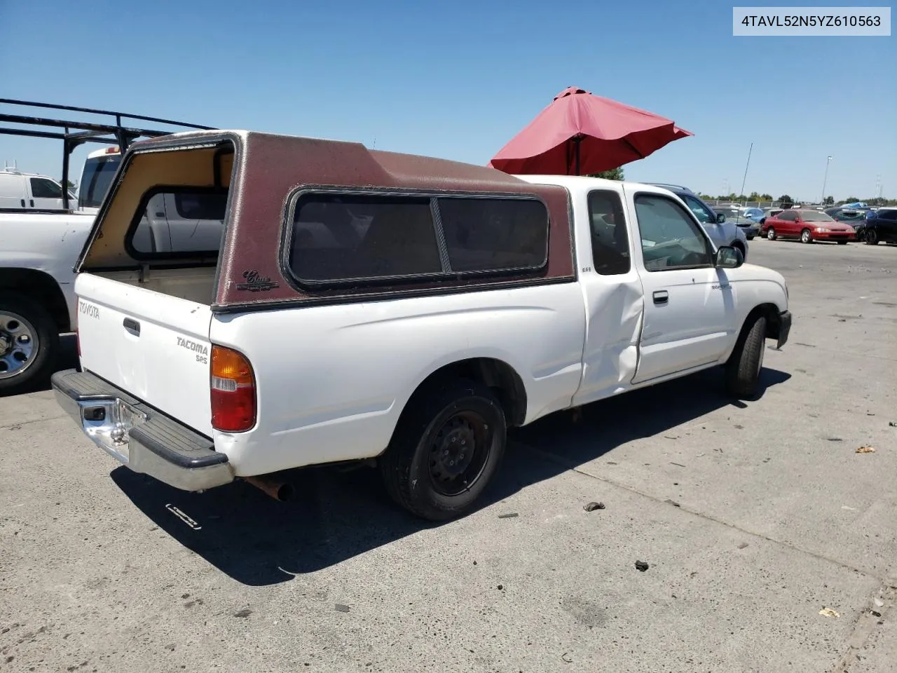 2000 Toyota Tacoma Xtracab VIN: 4TAVL52N5YZ610563 Lot: 68153024