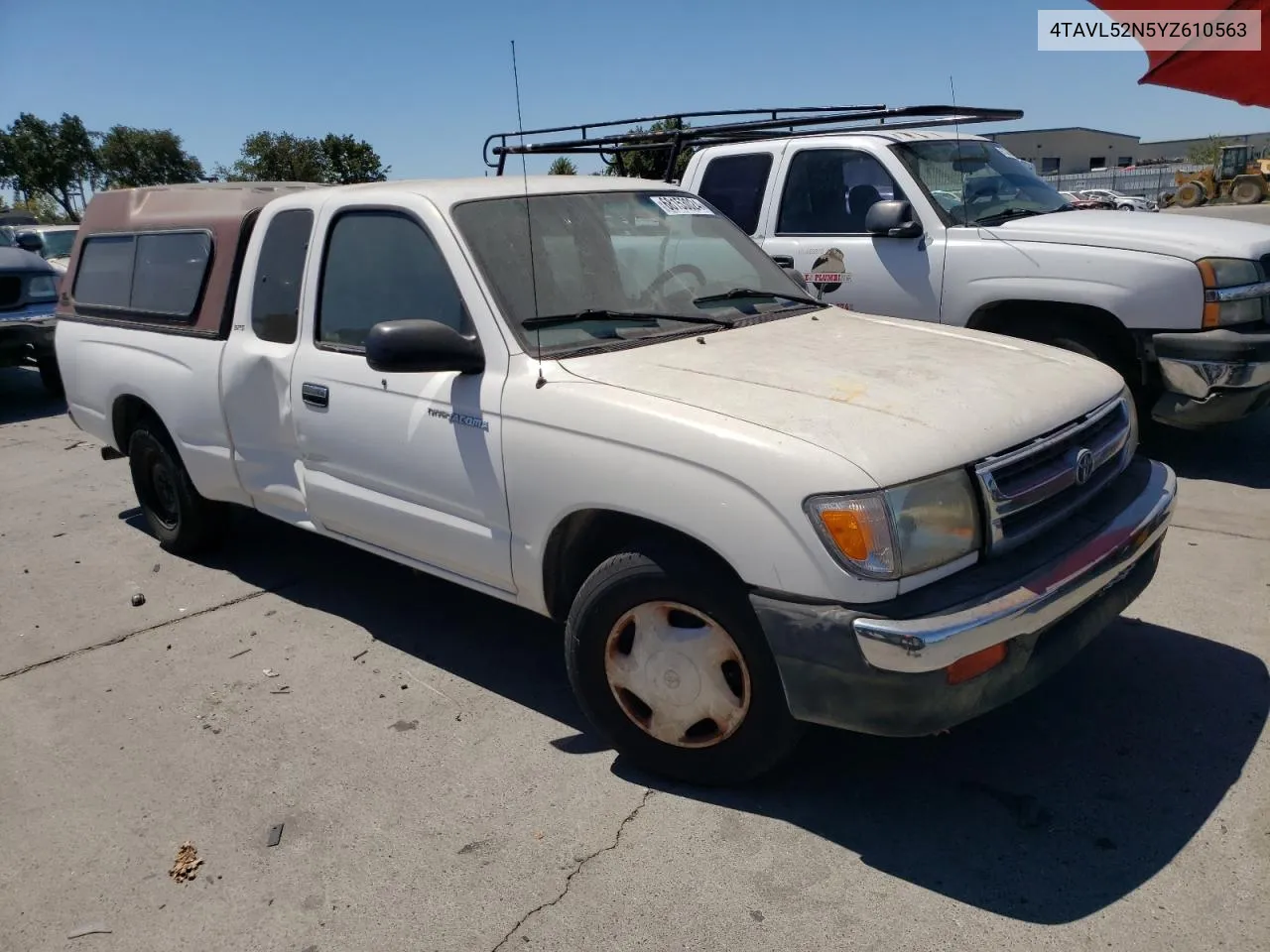 2000 Toyota Tacoma Xtracab VIN: 4TAVL52N5YZ610563 Lot: 68153024