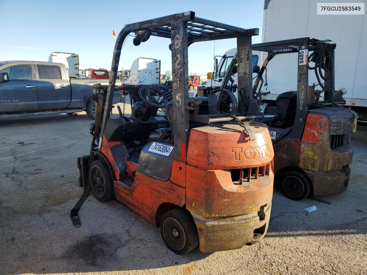 2004 Toyota Forklift VIN: 7FGCU2583549 Lot: 74163064