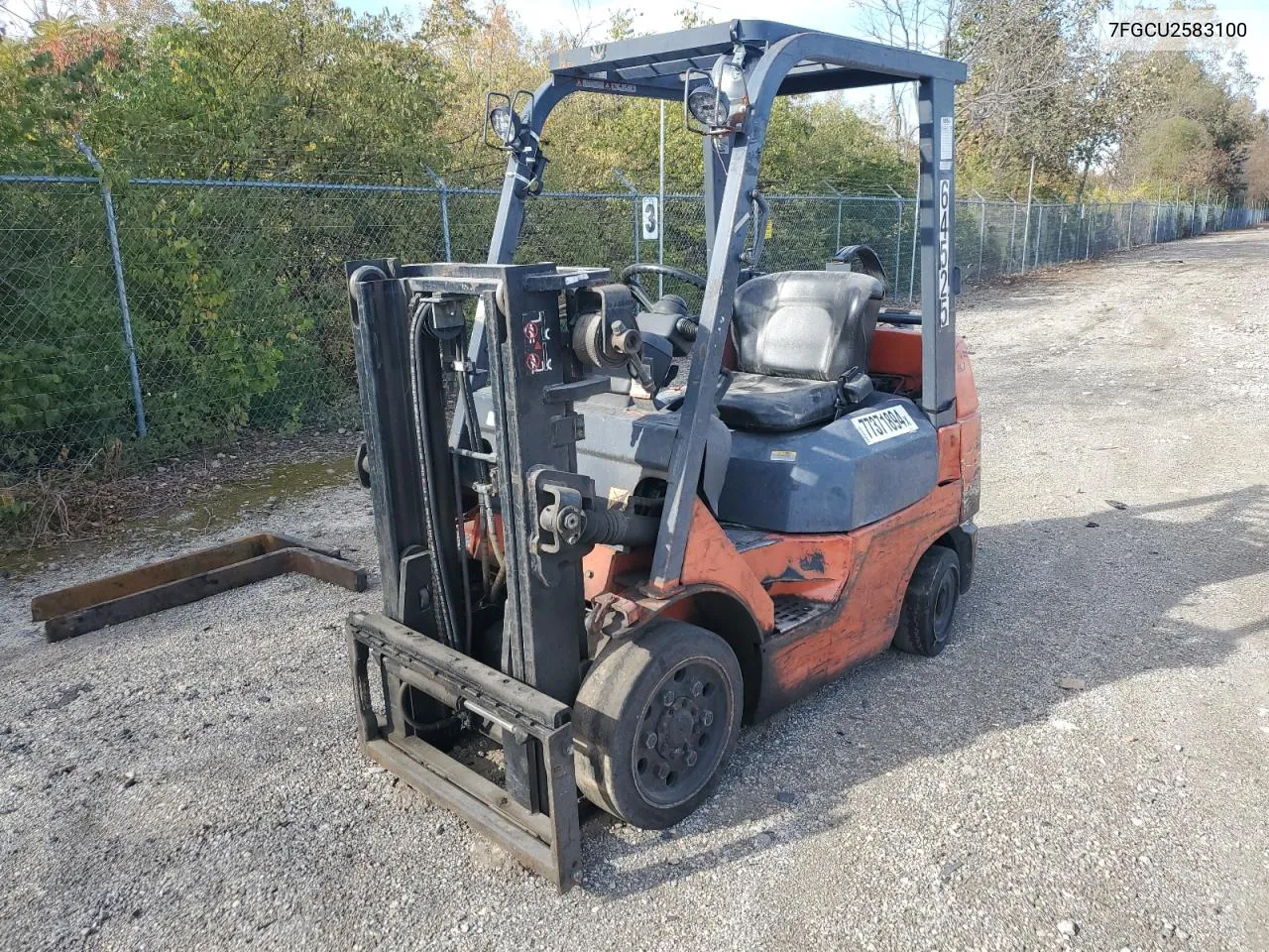 2004 Toyota Forklift VIN: 7FGCU2583100 Lot: 77371894