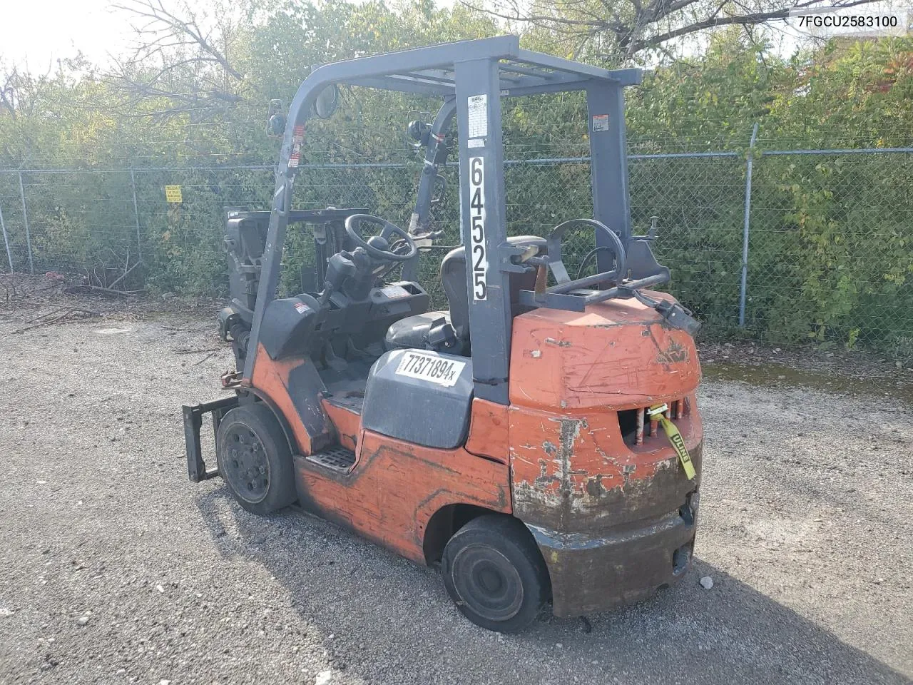 2004 Toyota Forklift VIN: 7FGCU2583100 Lot: 77371894