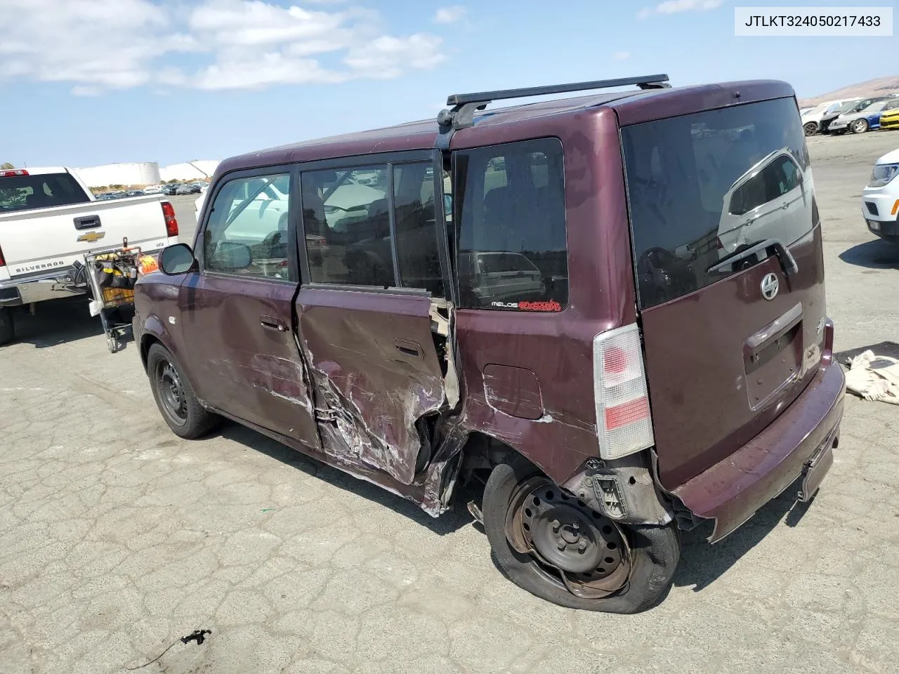 2005 Toyota Scion Xb VIN: JTLKT324050217433 Lot: 68053894