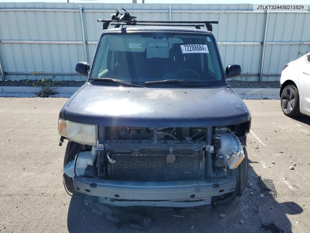 2005 Toyota Scion Xb VIN: JTLKT324450213529 Lot: 72288684