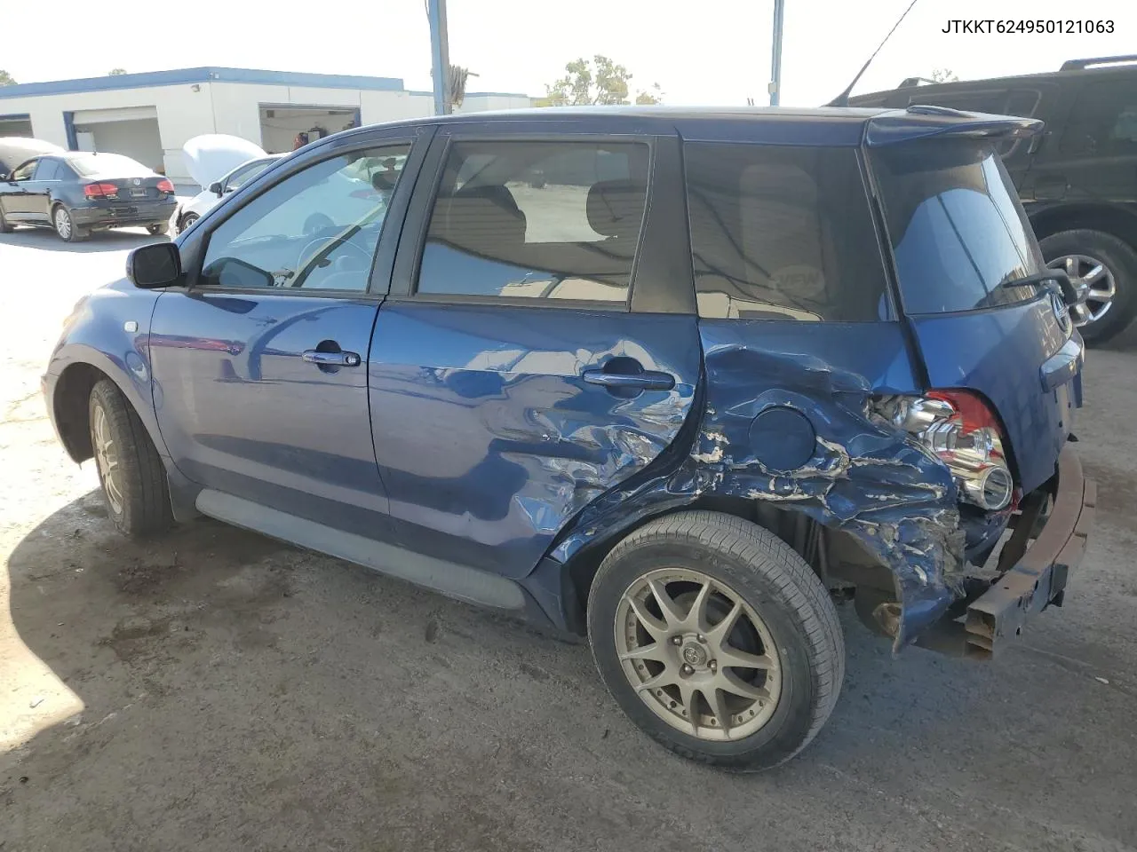 2005 Toyota Scion Xa VIN: JTKKT624950121063 Lot: 74429624