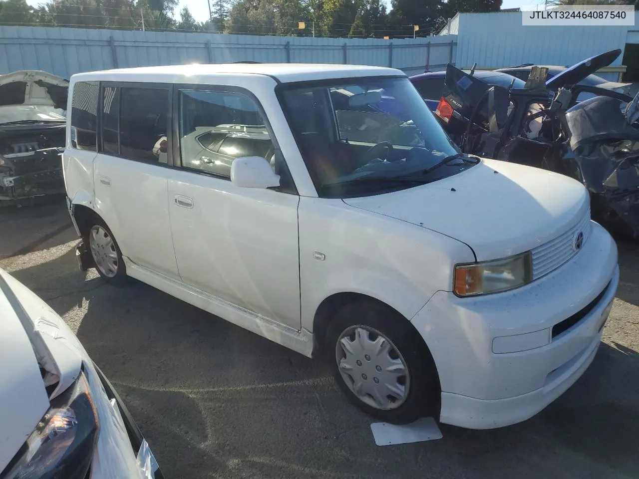 2006 Toyota Scion Xb VIN: JTLKT324464087540 Lot: 70933144