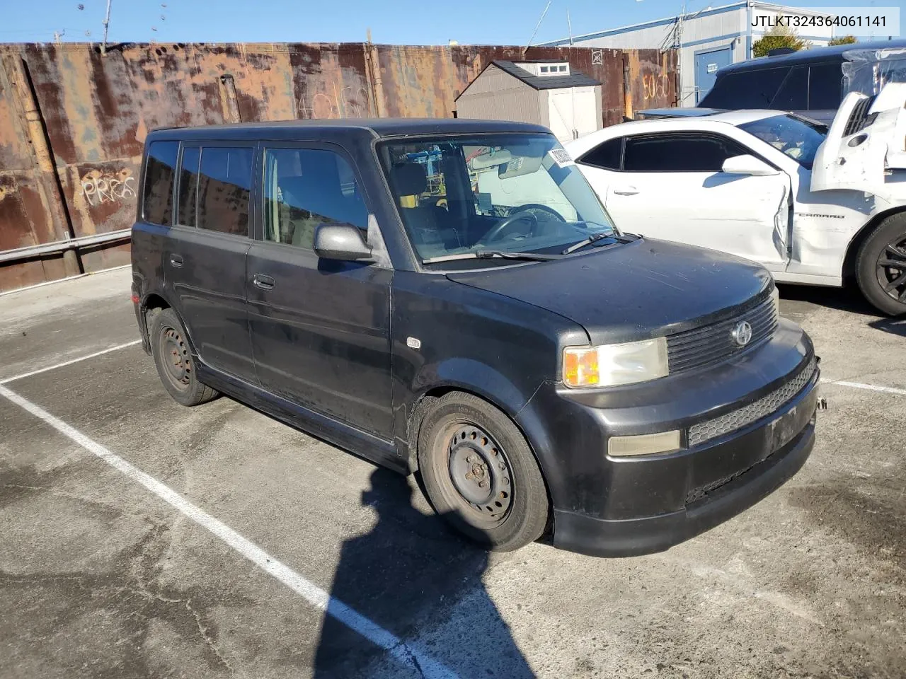 2006 Toyota Scion Xb VIN: JTLKT324364061141 Lot: 82802863