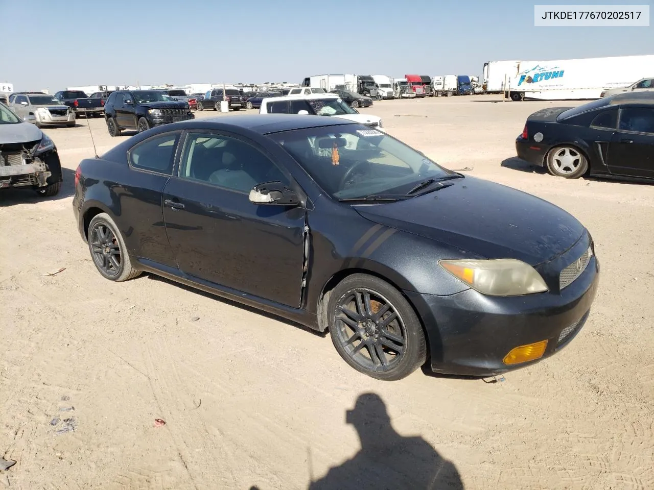 2007 Toyota Scion Tc VIN: JTKDE177670202517 Lot: 75220294