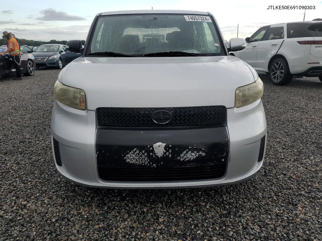 2009 Toyota Scion Xb VIN: JTLKE50E691090303 Lot: 74057324