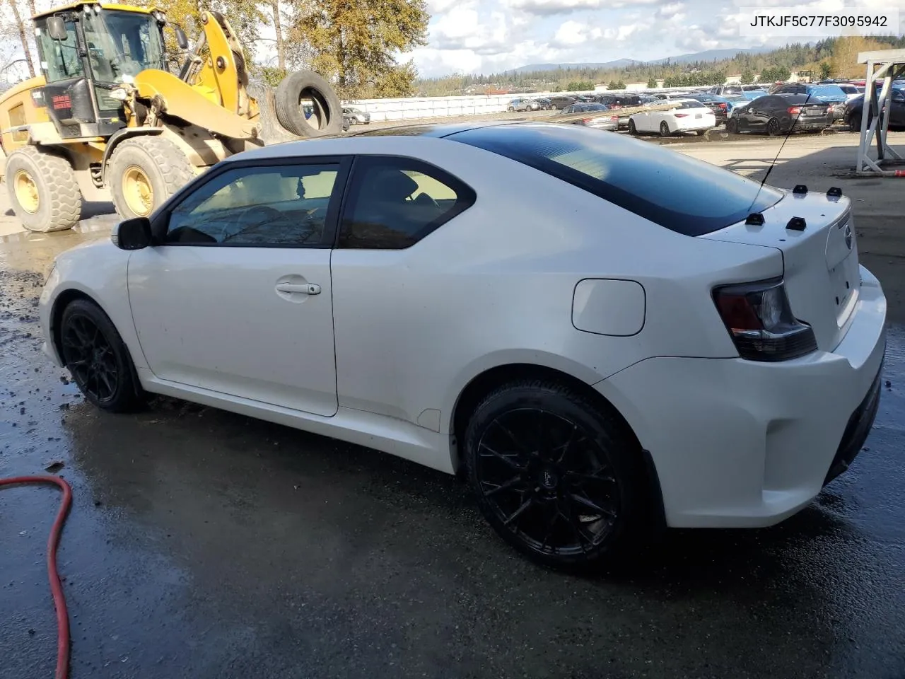 JTKJF5C77F3095942 2015 Toyota Scion Tc