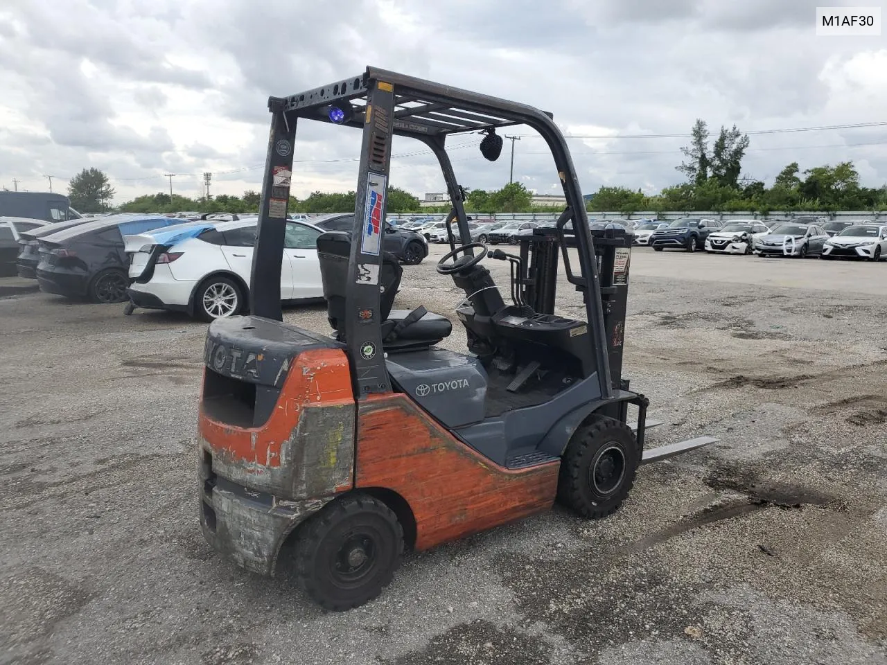 2015 Toyota Forklift VIN: M1AF30 Lot: 77689174