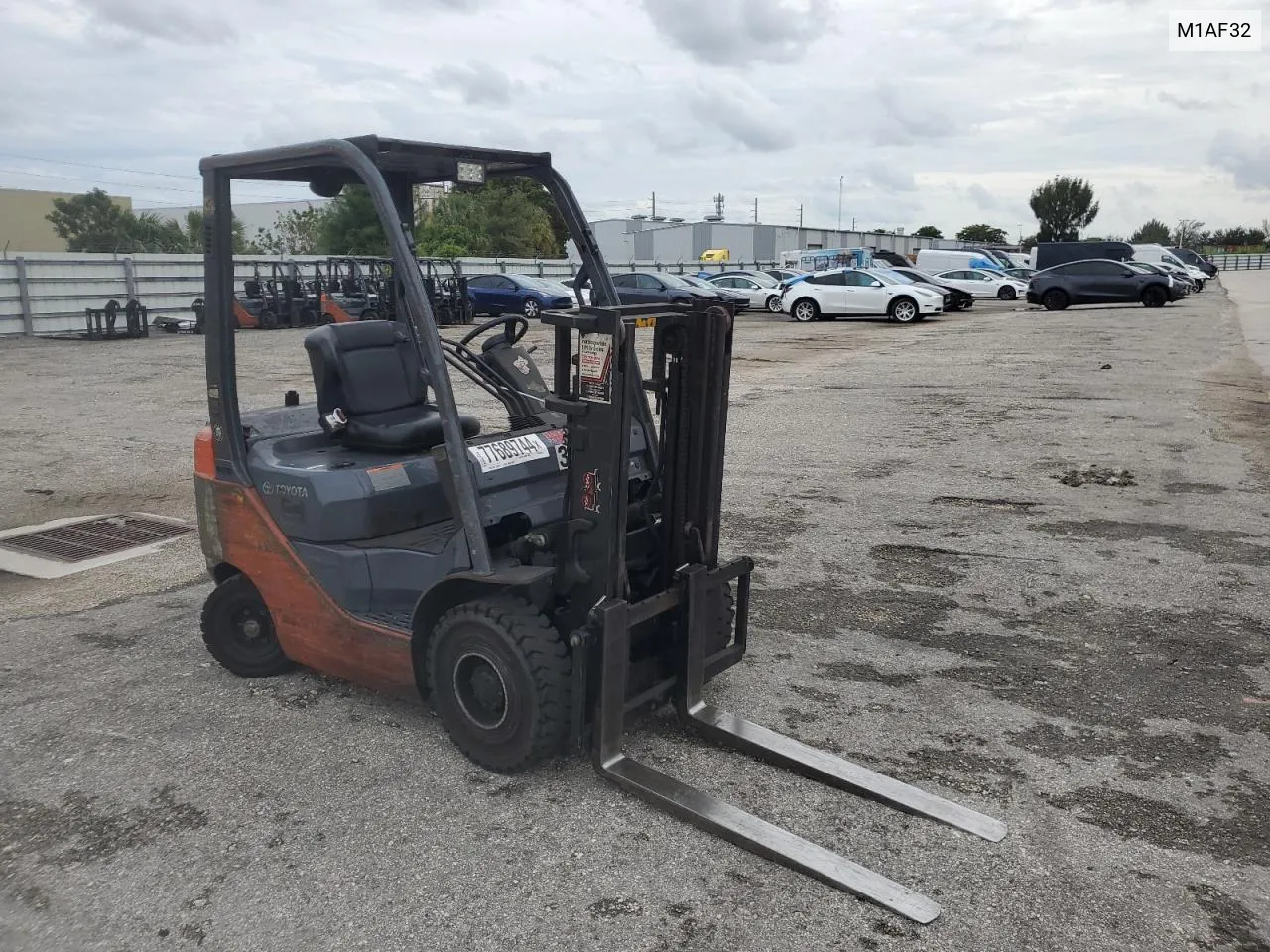 2015 Toyota Forklift VIN: M1AF32 Lot: 77689744