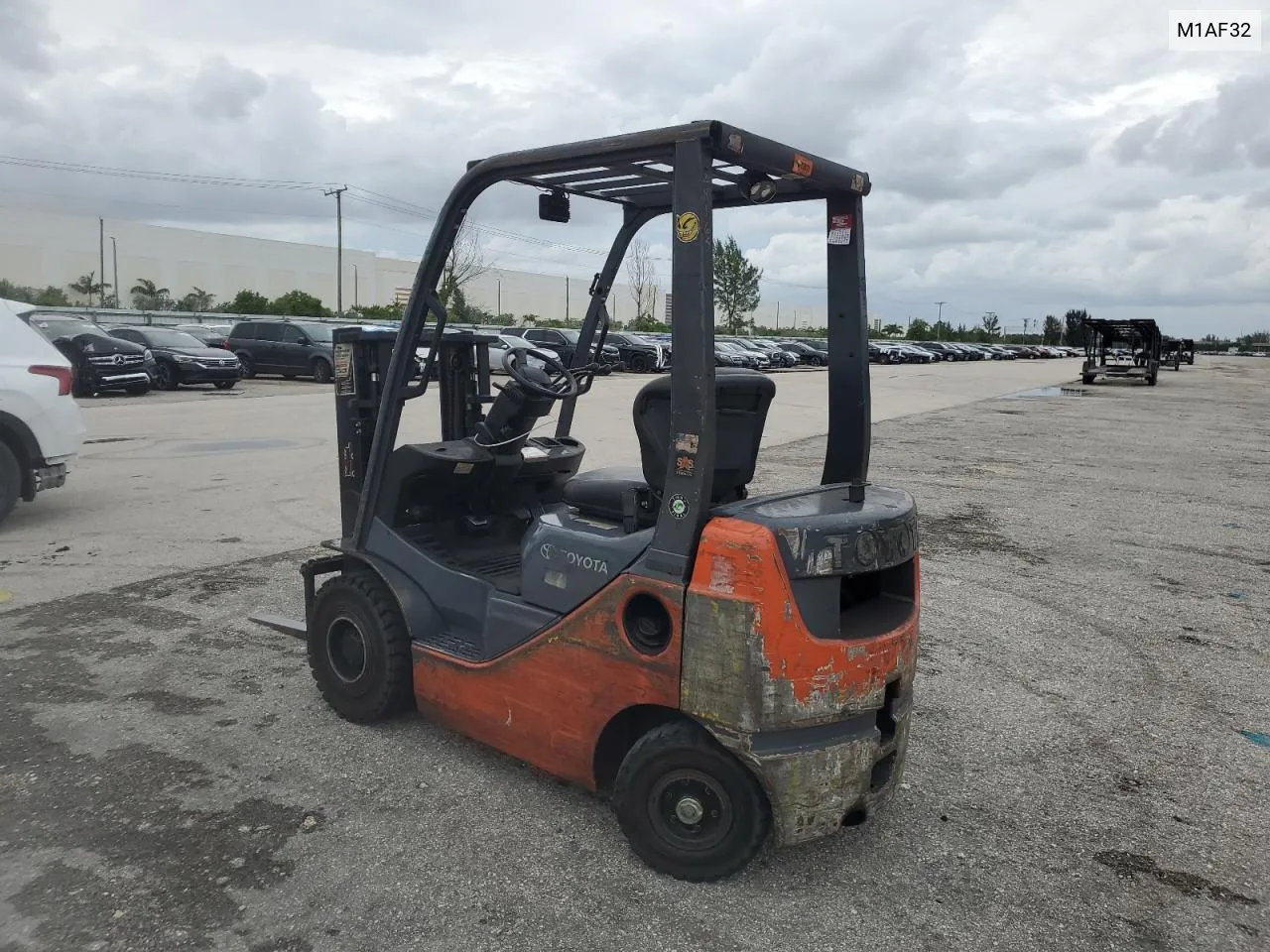 2015 Toyota Forklift VIN: M1AF32 Lot: 77689744