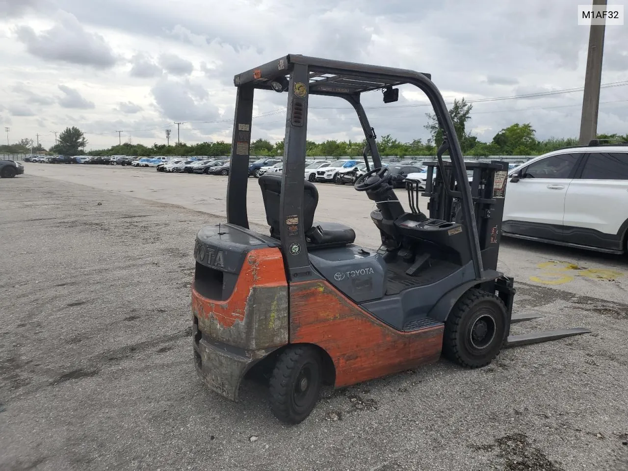 2015 Toyota Forklift VIN: M1AF32 Lot: 77689744