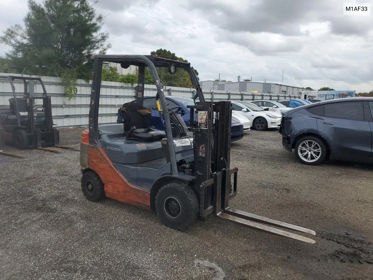 2015 Toyota Forklift VIN: M1AF33 Lot: 77690034