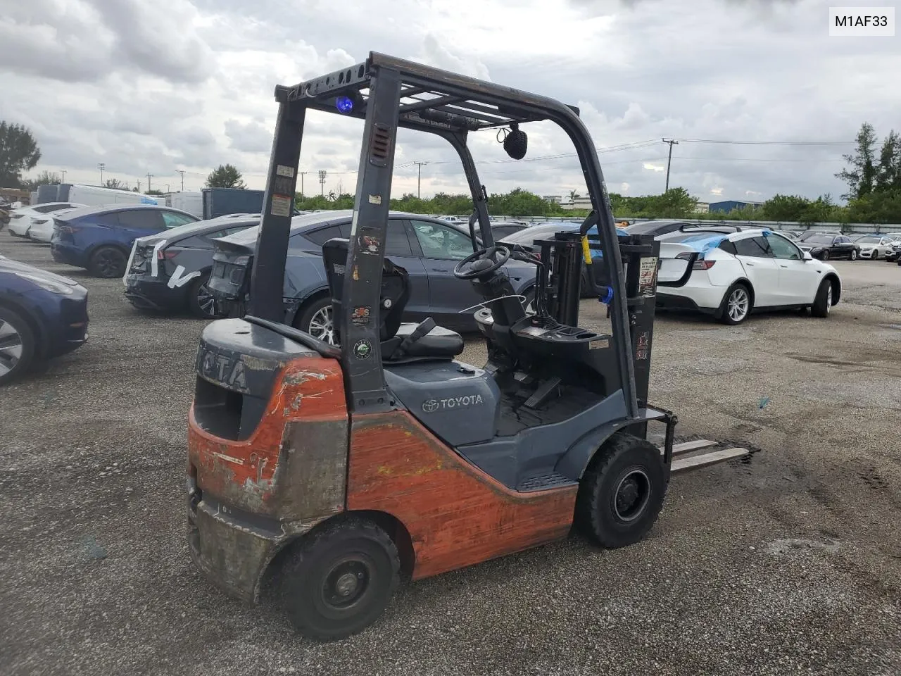 2015 Toyota Forklift VIN: M1AF33 Lot: 77690034