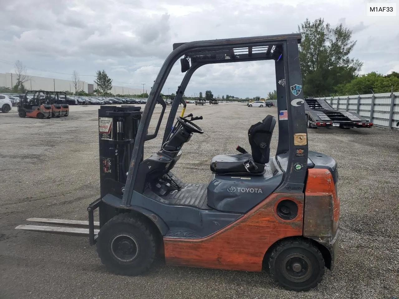 2015 Toyota Forklift VIN: M1AF33 Lot: 77690034