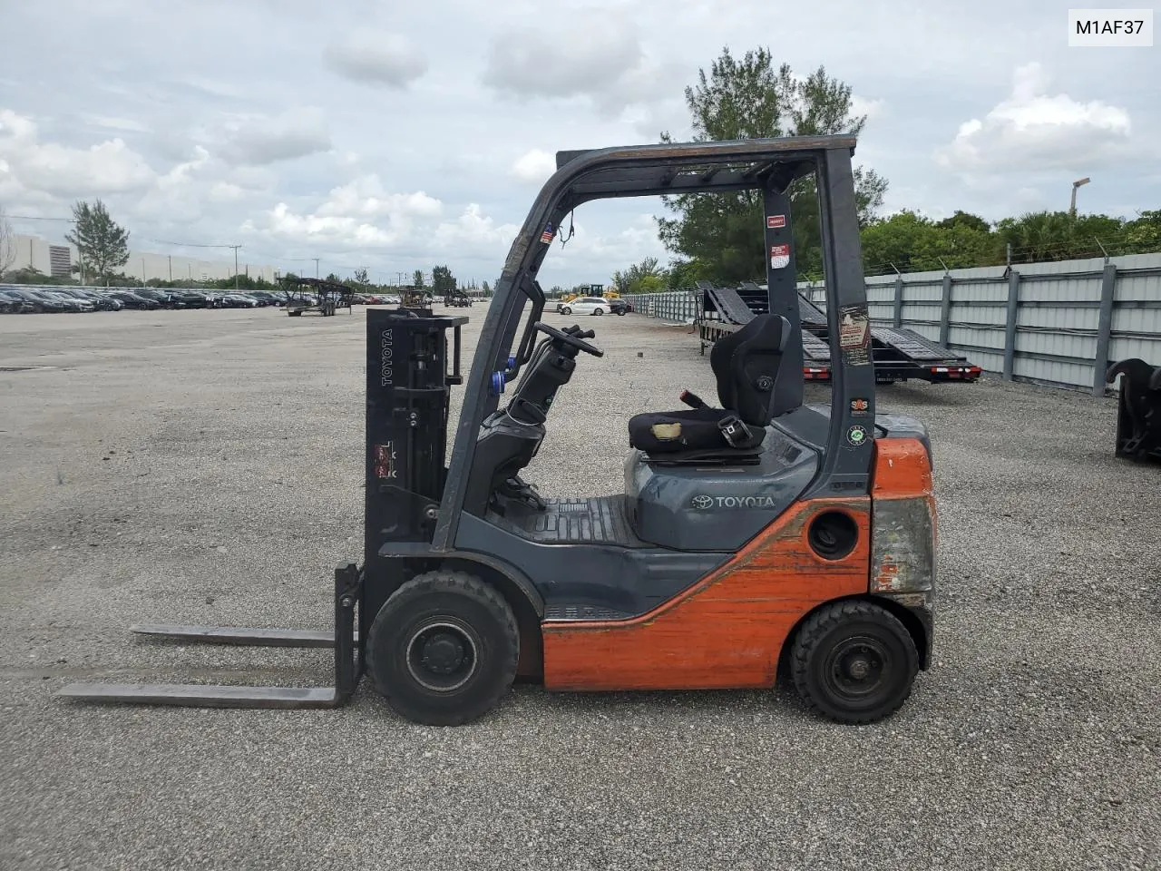 2015 Toyota Forklift VIN: M1AF37 Lot: 77690814