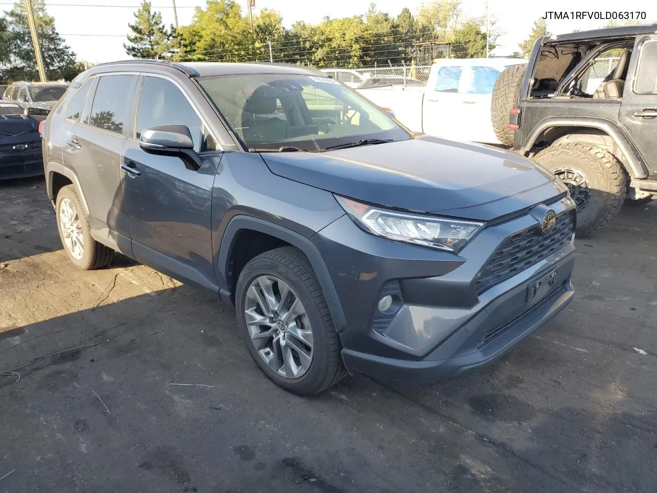 2020 Toyota Rav4 Xle Premium VIN: JTMA1RFV0LD063170 Lot: 69539904