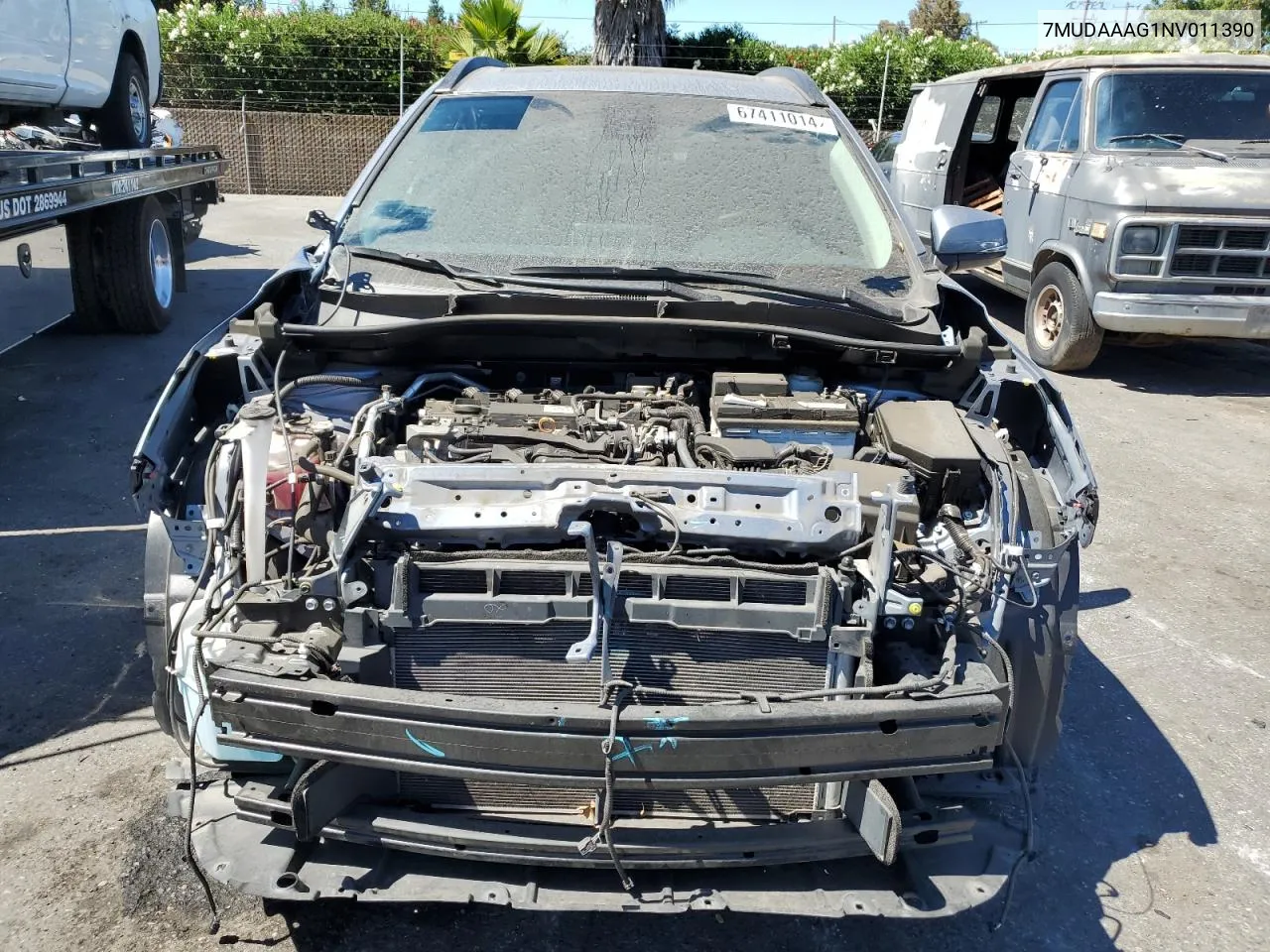 7MUDAAAG1NV011390 2022 Toyota Corolla Cross Xle