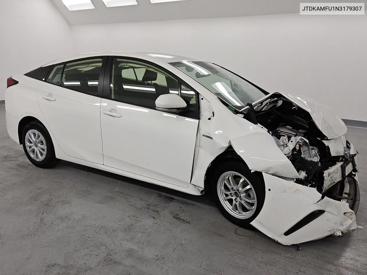 2022 Toyota Prius Night Shade VIN: JTDKAMFU1N3179307 Lot: 75190334