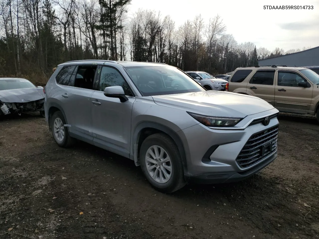 2024 Toyota Grand Highlander Xle VIN: 5TDAAAB59RS014733 Lot: 78165324