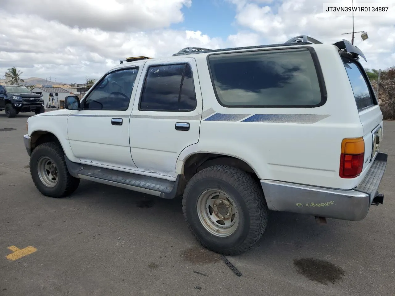 1994 Toyota 4Runner Vn39 Sr5 VIN: JT3VN39W1R0134887 Lot: 78728034