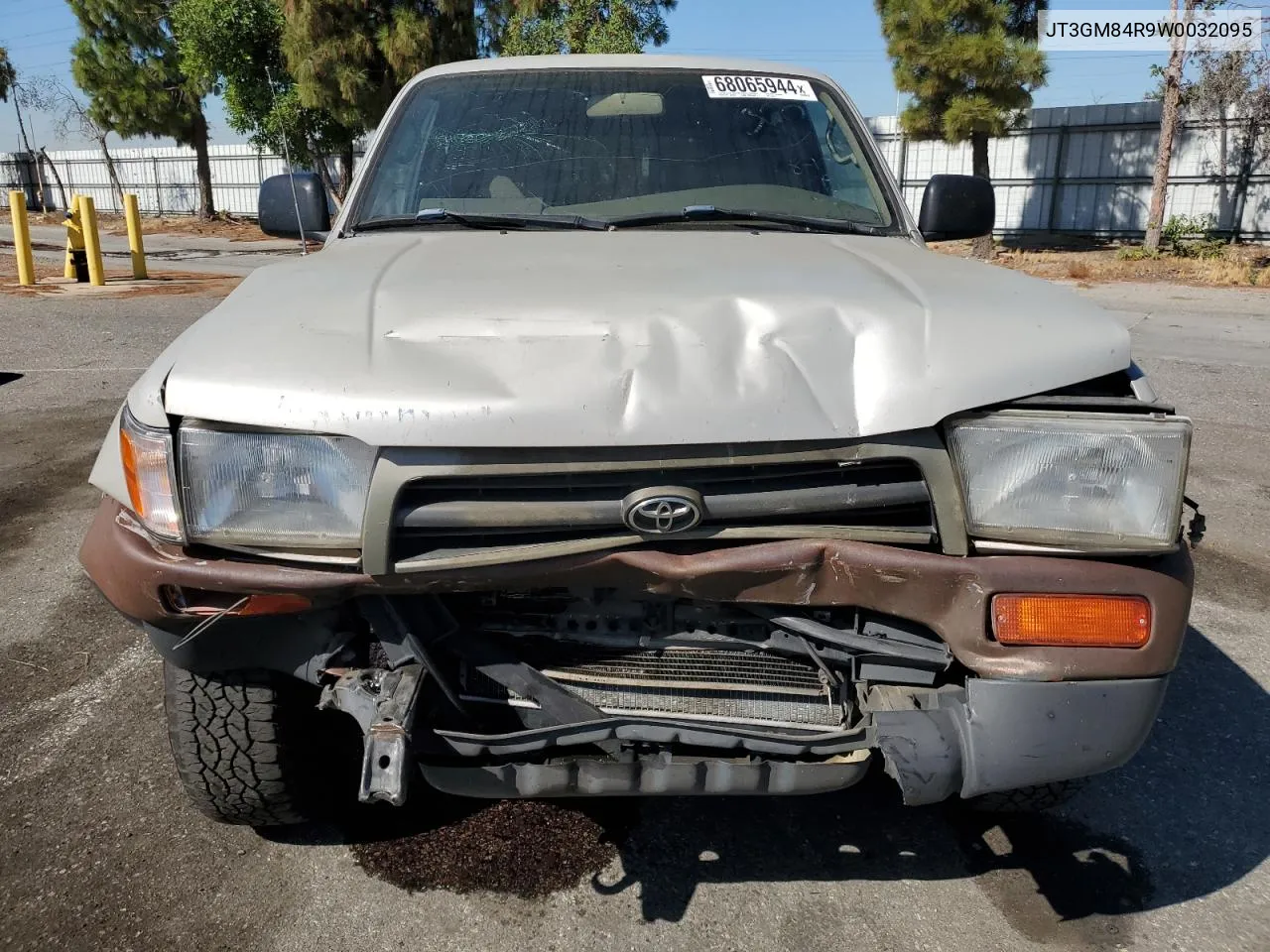 1998 Toyota 4Runner VIN: JT3GM84R9W0032095 Lot: 68065944