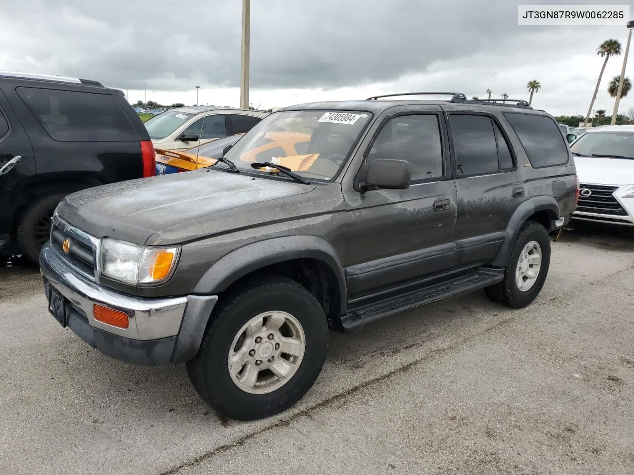 1998 Toyota 4Runner Limited VIN: JT3GN87R9W0062285 Lot: 74305984