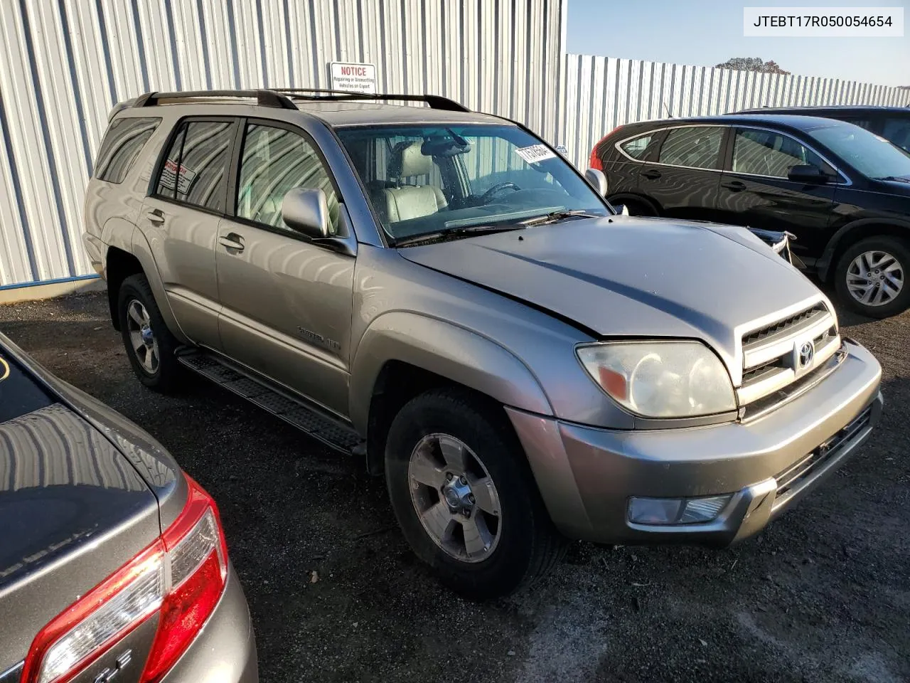 2005 Toyota 4Runner Limited VIN: JTEBT17R050054654 Lot: 77578564