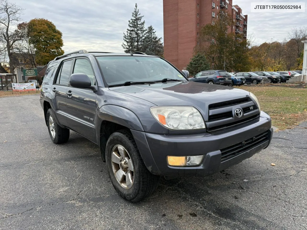 2005 Toyota 4Runner Limited VIN: JTEBT17R050052984 Lot: 79627854