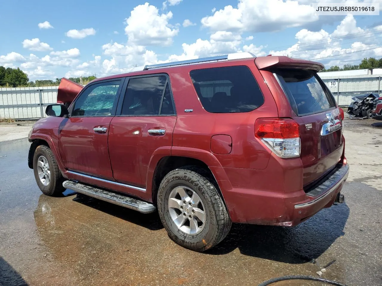 2011 Toyota 4Runner Sr5 VIN: JTEZU5JR5B5019618 Lot: 69510834