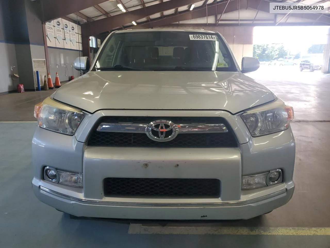 JTEBU5JR5B5064978 2011 Toyota 4Runner Sr5