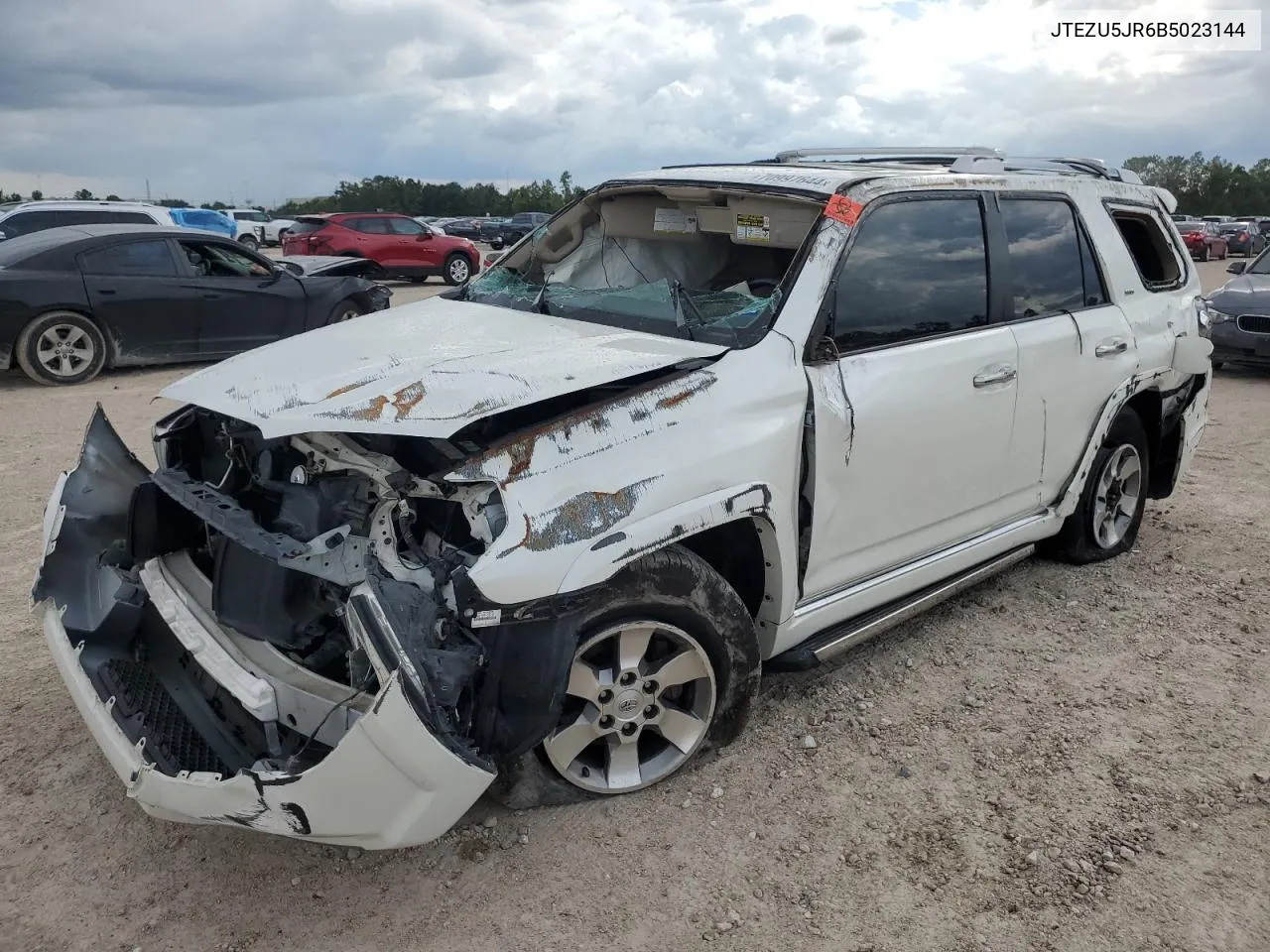 2011 Toyota 4Runner Sr5 VIN: JTEZU5JR6B5023144 Lot: 70997644