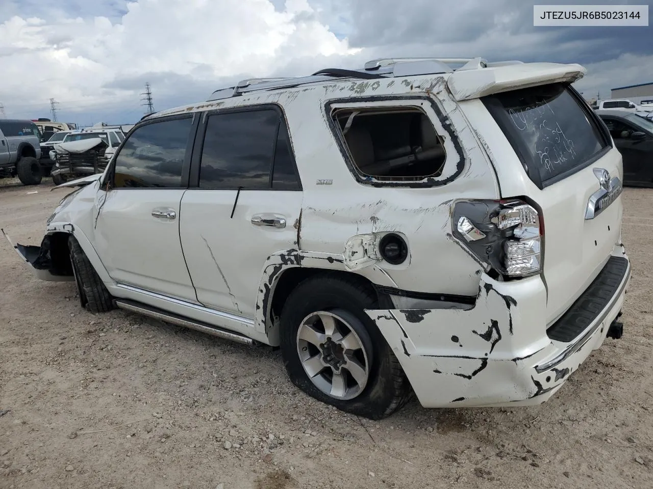 JTEZU5JR6B5023144 2011 Toyota 4Runner Sr5